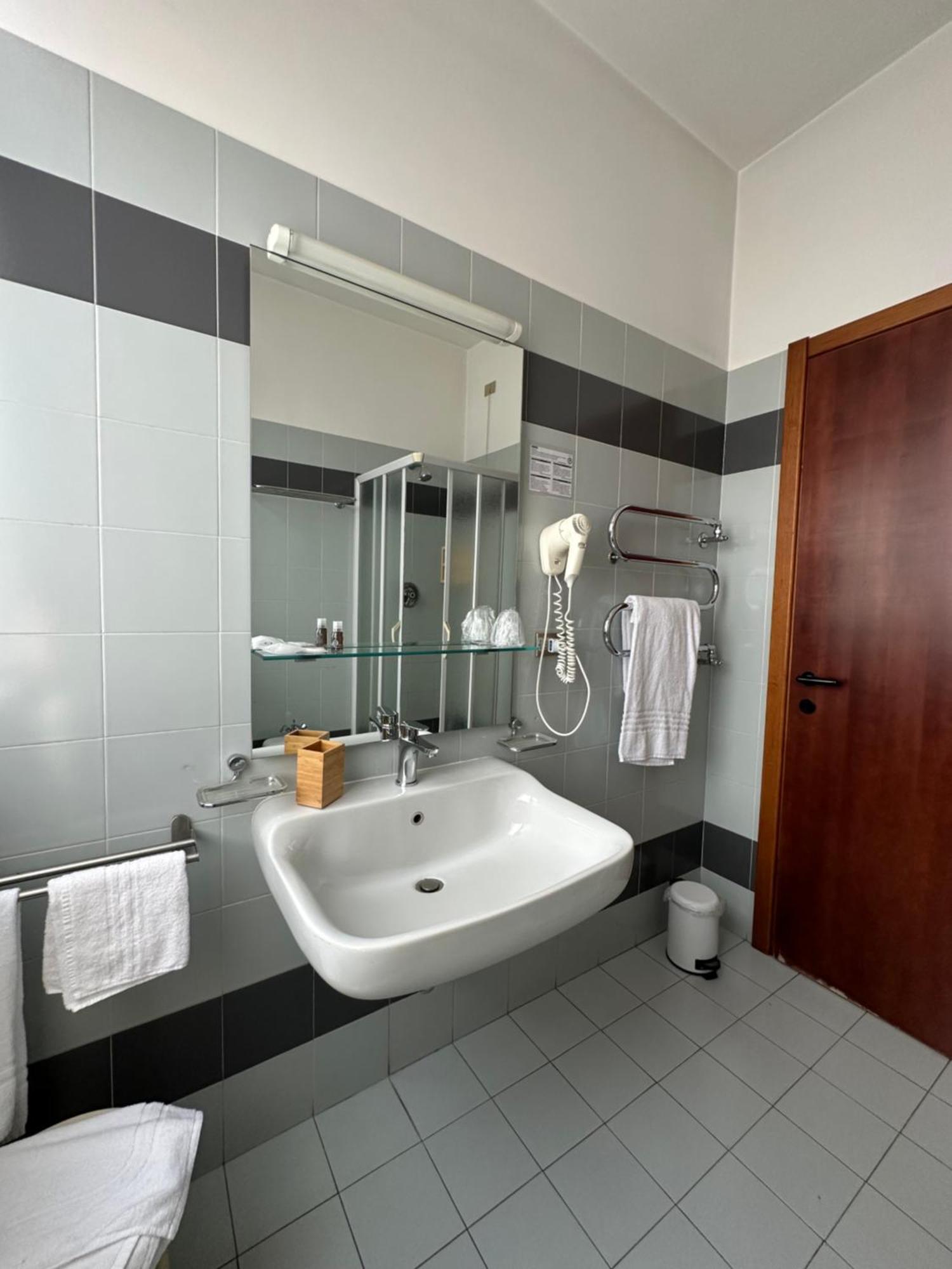 Hotel Griselda Saluzzo Luaran gambar
