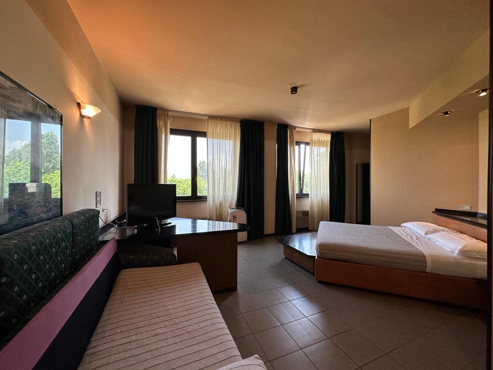 Hotel Griselda Saluzzo Luaran gambar