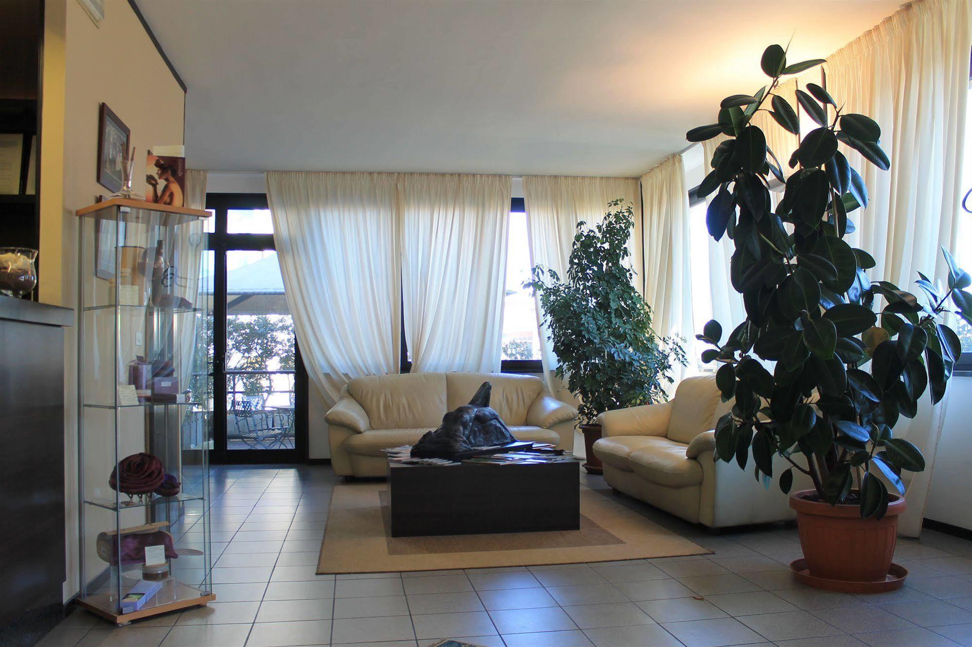 Hotel Griselda Saluzzo Luaran gambar
